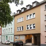 Big With Parking, 30 Min To Duesseldorf Апартаменты *