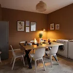 Big With Parking, 30 Min To Duesseldorf * Дуйсбург