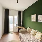 Big With Parking, 30 Min To Duesseldorf * Дуйсбург