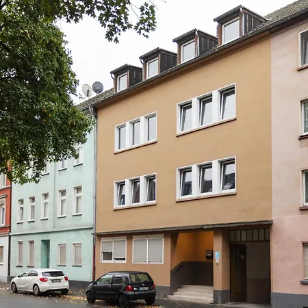 Big With Parking, 30 Min To Duesseldorf Apartmán *