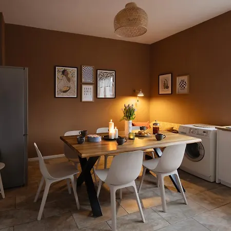 Big With Parking, 30 Min To Duesseldorf * Duisburg