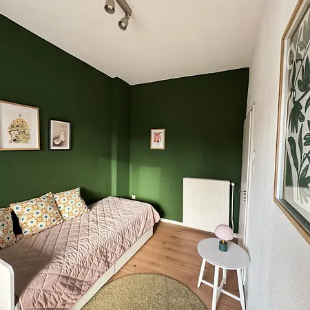 Apartmán Big With Parking, 30 Min To Duesseldorf