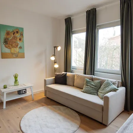 Big With Parking, 30 Min To Duesseldorf Apartmán Duisburg