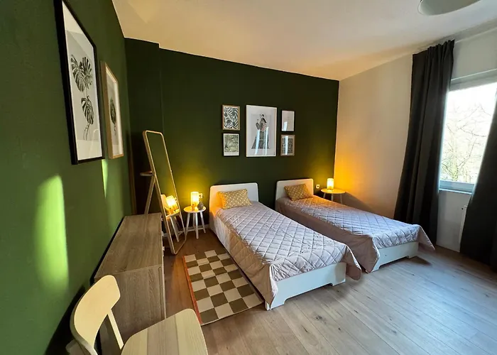 Big With Parking, 30 Min To Duesseldorf *